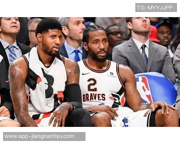 快船队史上仅有的小卡与乔治双星共创455板5三分辉煌纪录