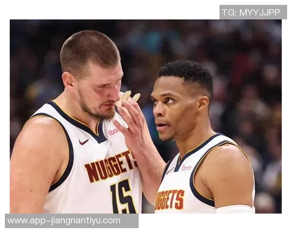 约基奇本赛季前31场比赛中已达16次三双超越威少16-17赛季的表现